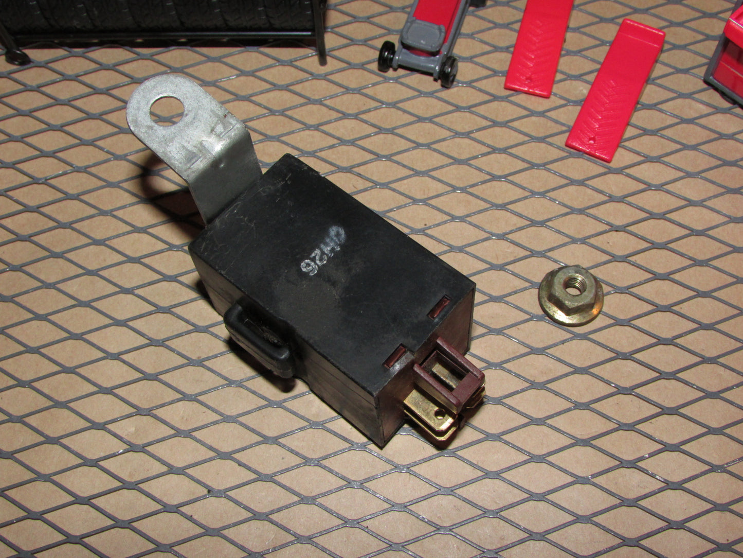 81 82 83 84 85 Mazda RX7 OEM BA01 Check Lamp Relay