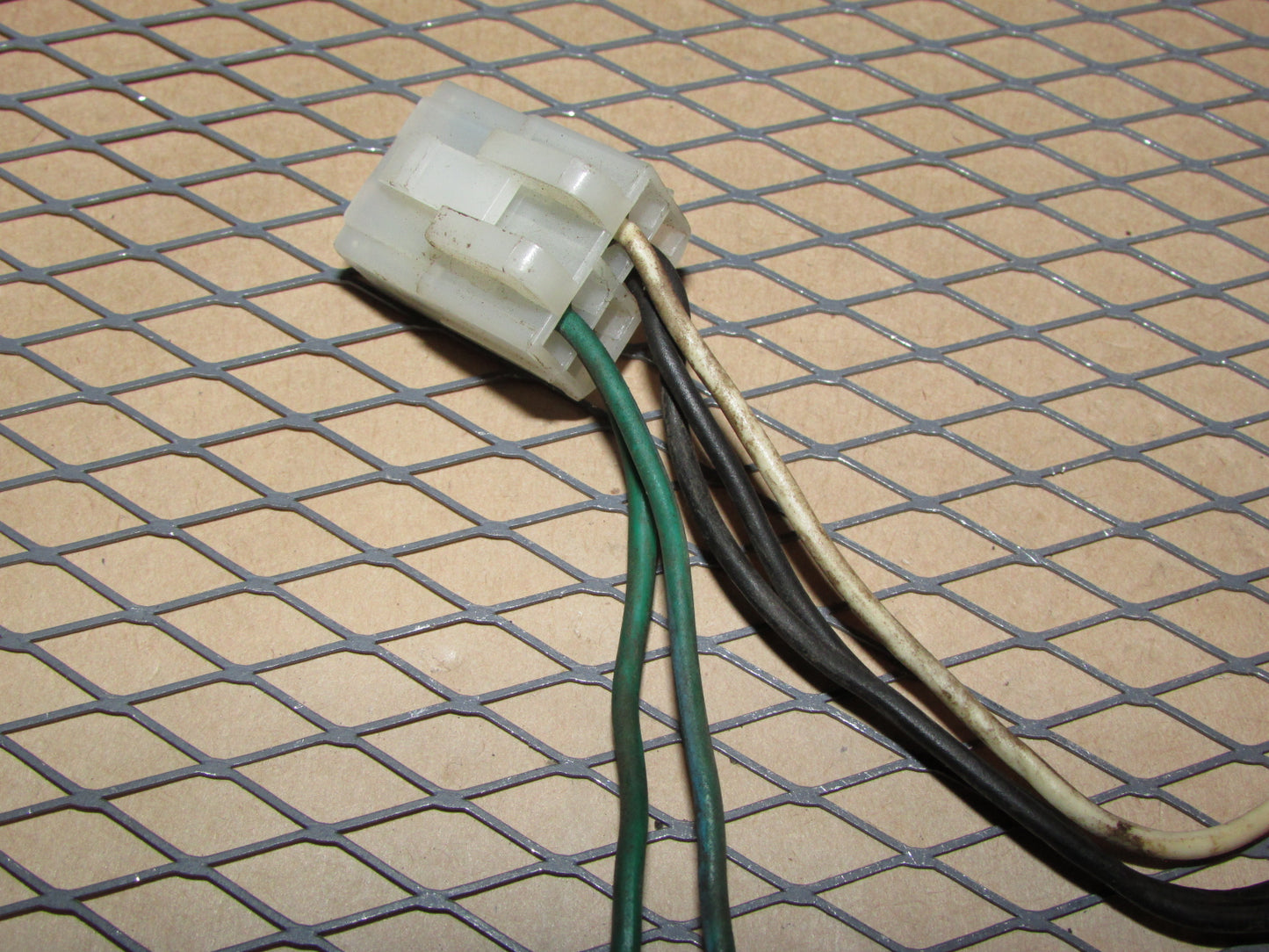 81 82 83 84 85 Mazda RX7 OEM BA01 Check Lamp Relay Pigtail Harness