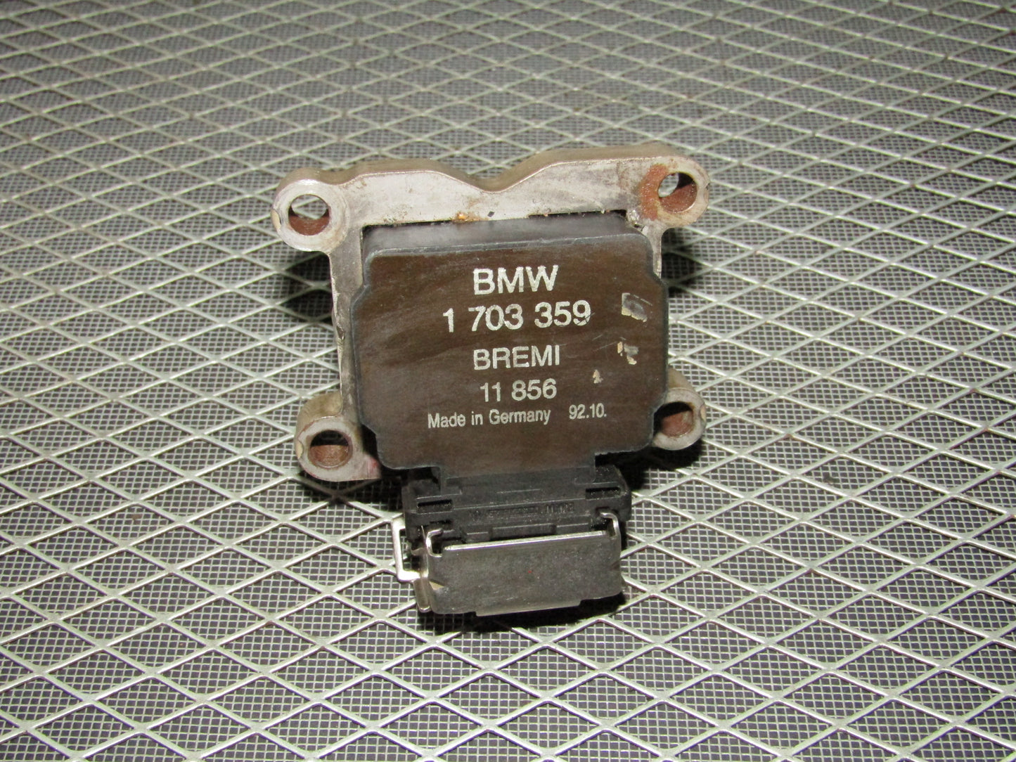 92 93 94 95 BMW 325 OEM Ignition Coil - 2.5L