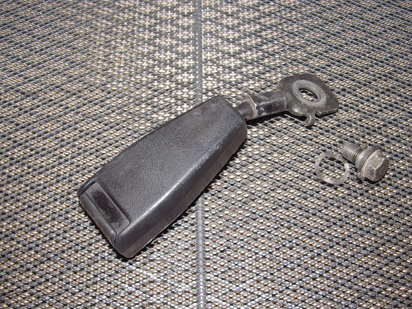 79 80 Datsun 280zx OEM Front Seat Belt Buckle Receiver - Right