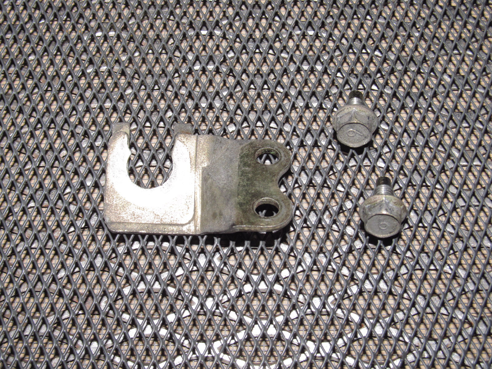 89 90 91 Mazda RX7 OEM Throttle Body Cable Holder Bracket - NA