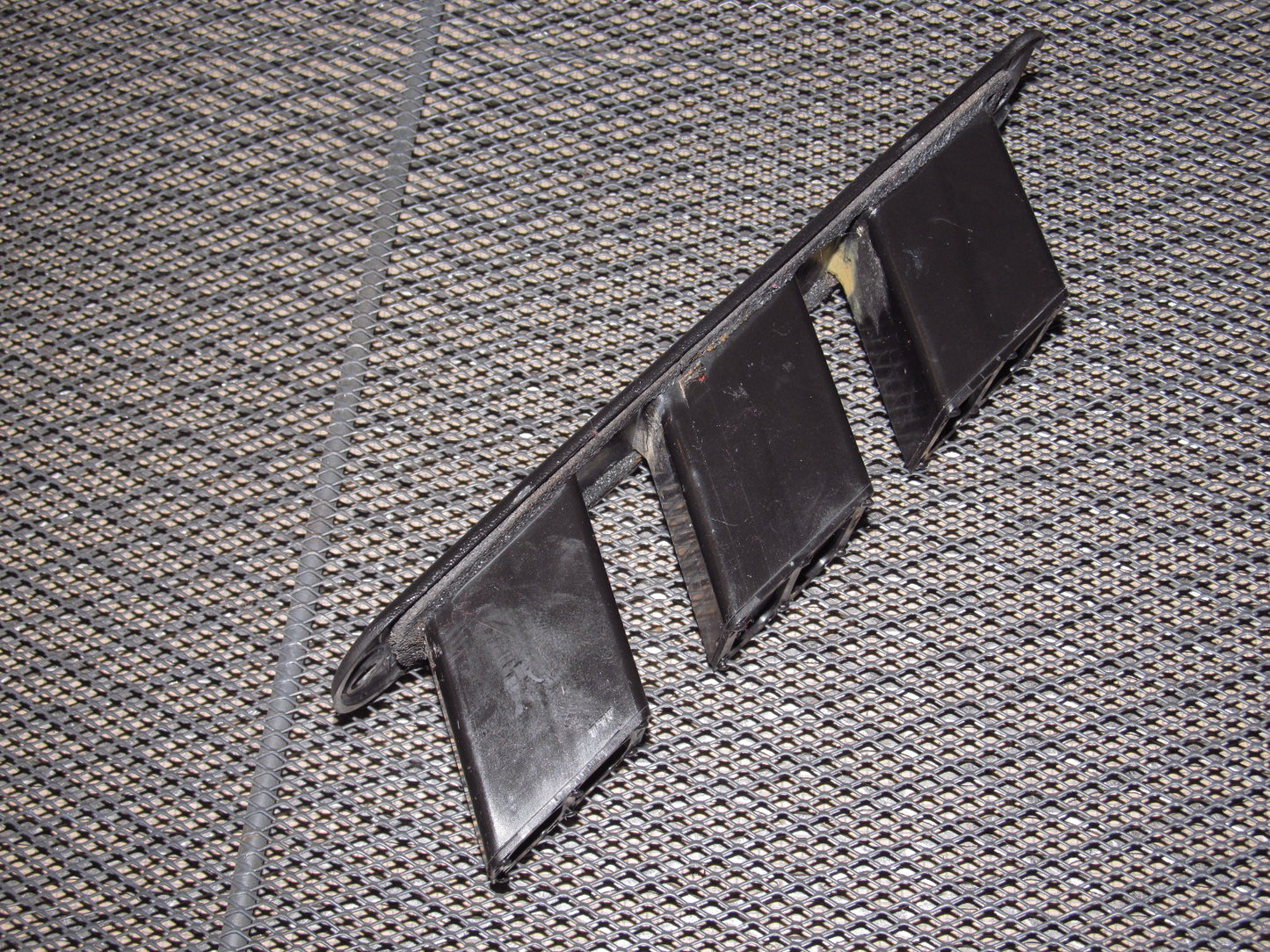 94 95 96 97 Mitsubishi 3000GT OEM Door Jamb Vent - Left
