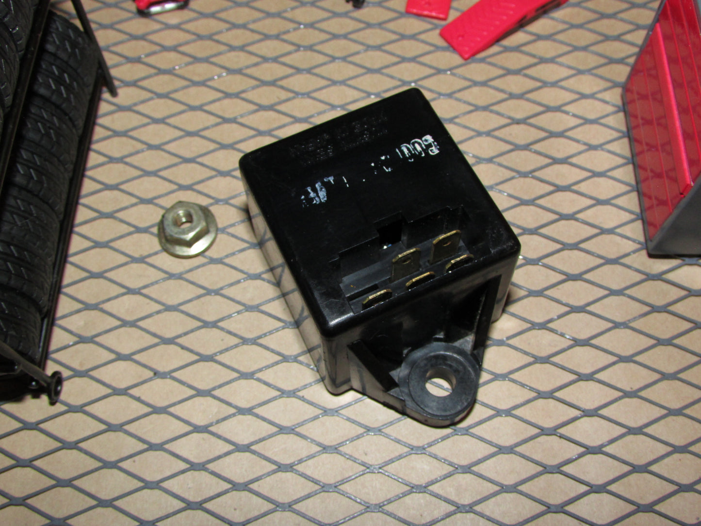 81 82 83 84 85 Mazda RX7 OEM 8248 12V Relay