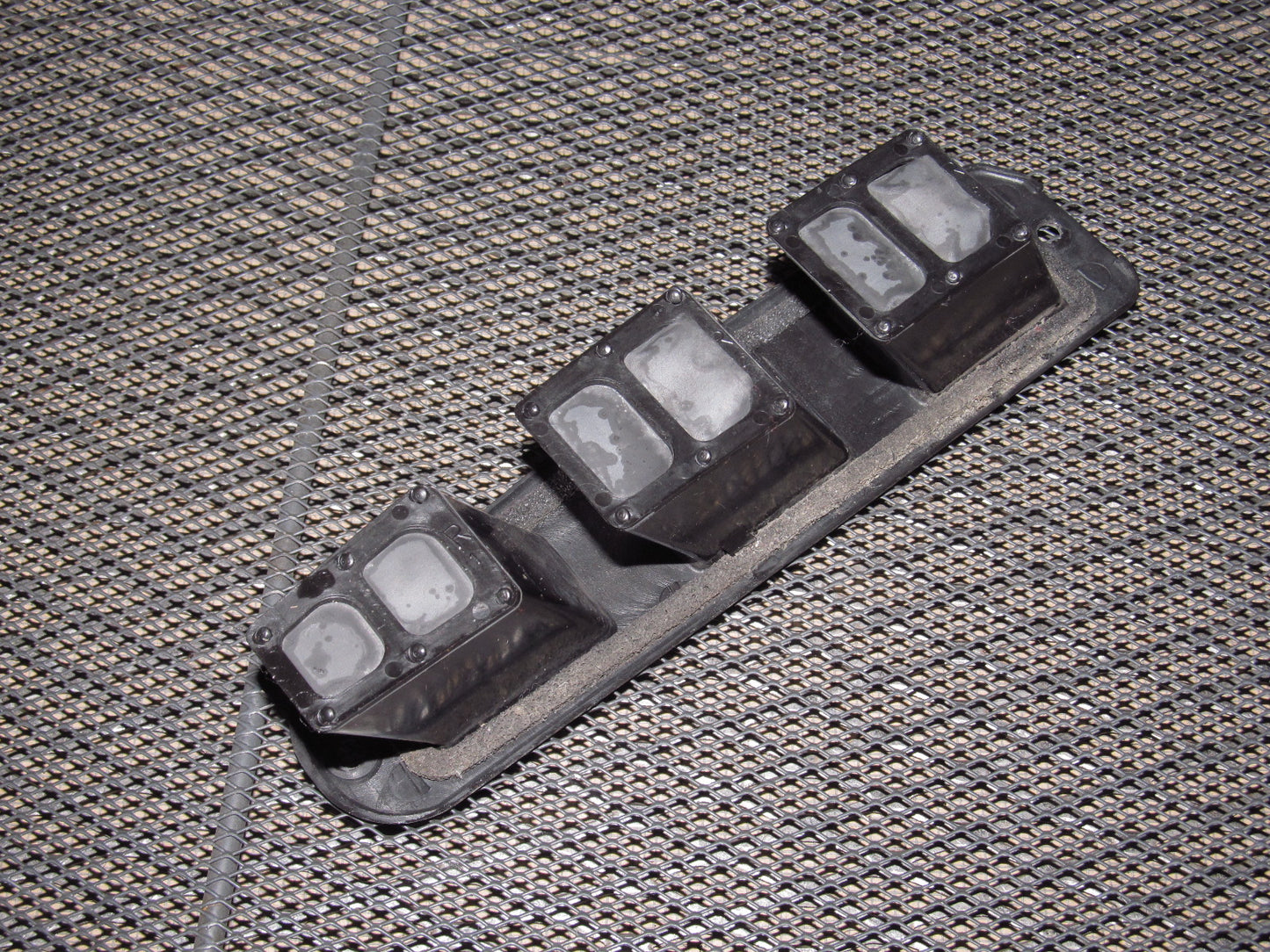 94 95 96 97 Mitsubishi 3000GT OEM Door Jamb Vent - Right