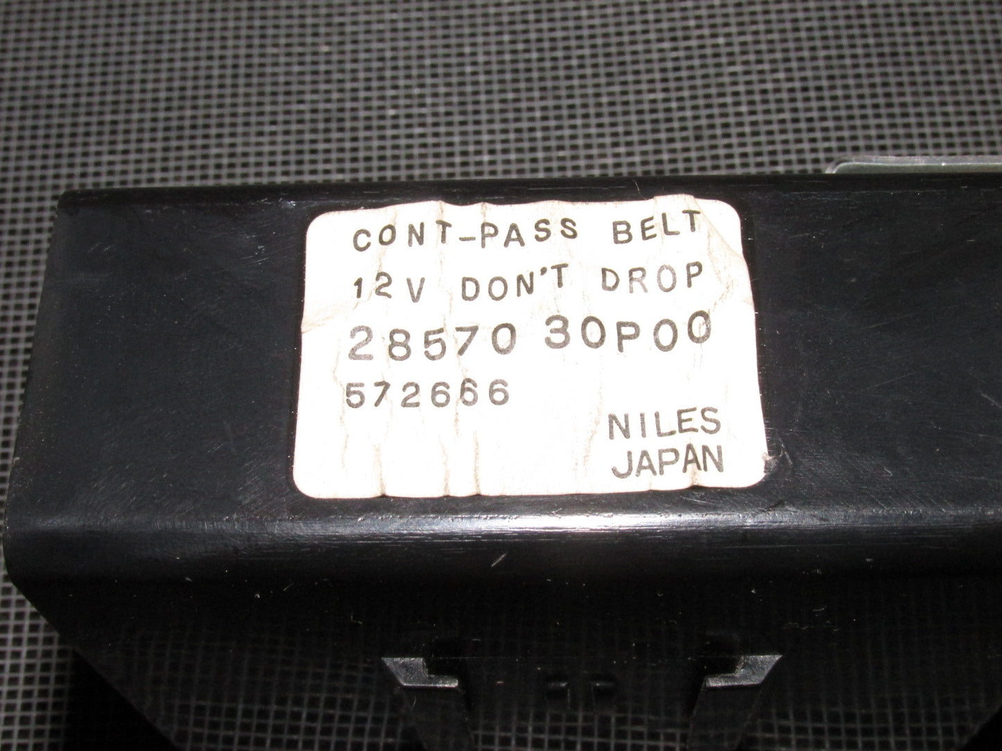 90 91 92 93 94 95 96 Nissan 300zx OEM Cont-Pass Belt Relay 28570-30P00