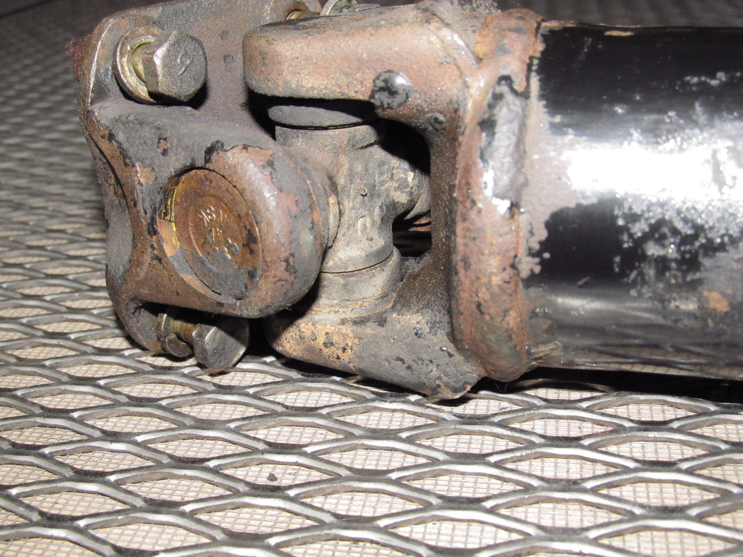 72 73 Datsun 240z OEM Driveshaft - A/T