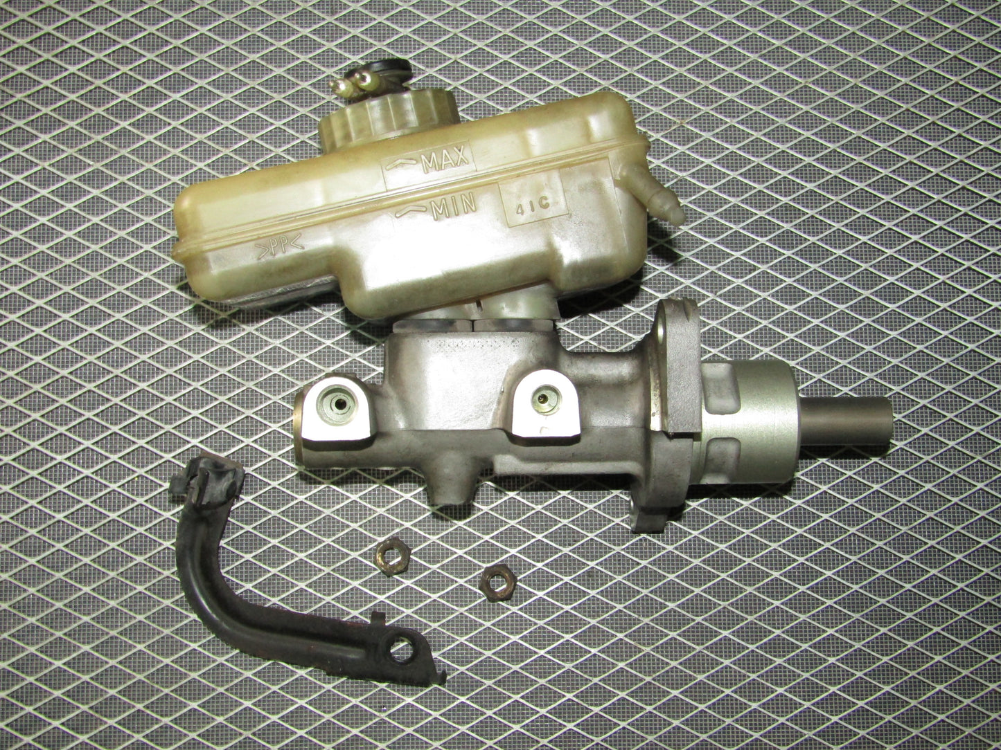 92 93 94 95 BMW 325 OEM Brake Master Cylinder