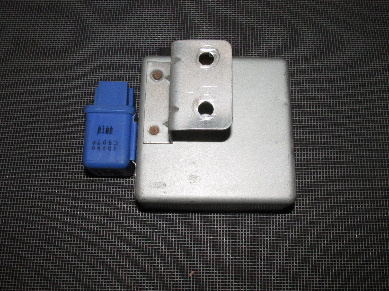 90-96 Nissan 300zx OEM Alarm Anti Theft Warning Unit 28590-30P01