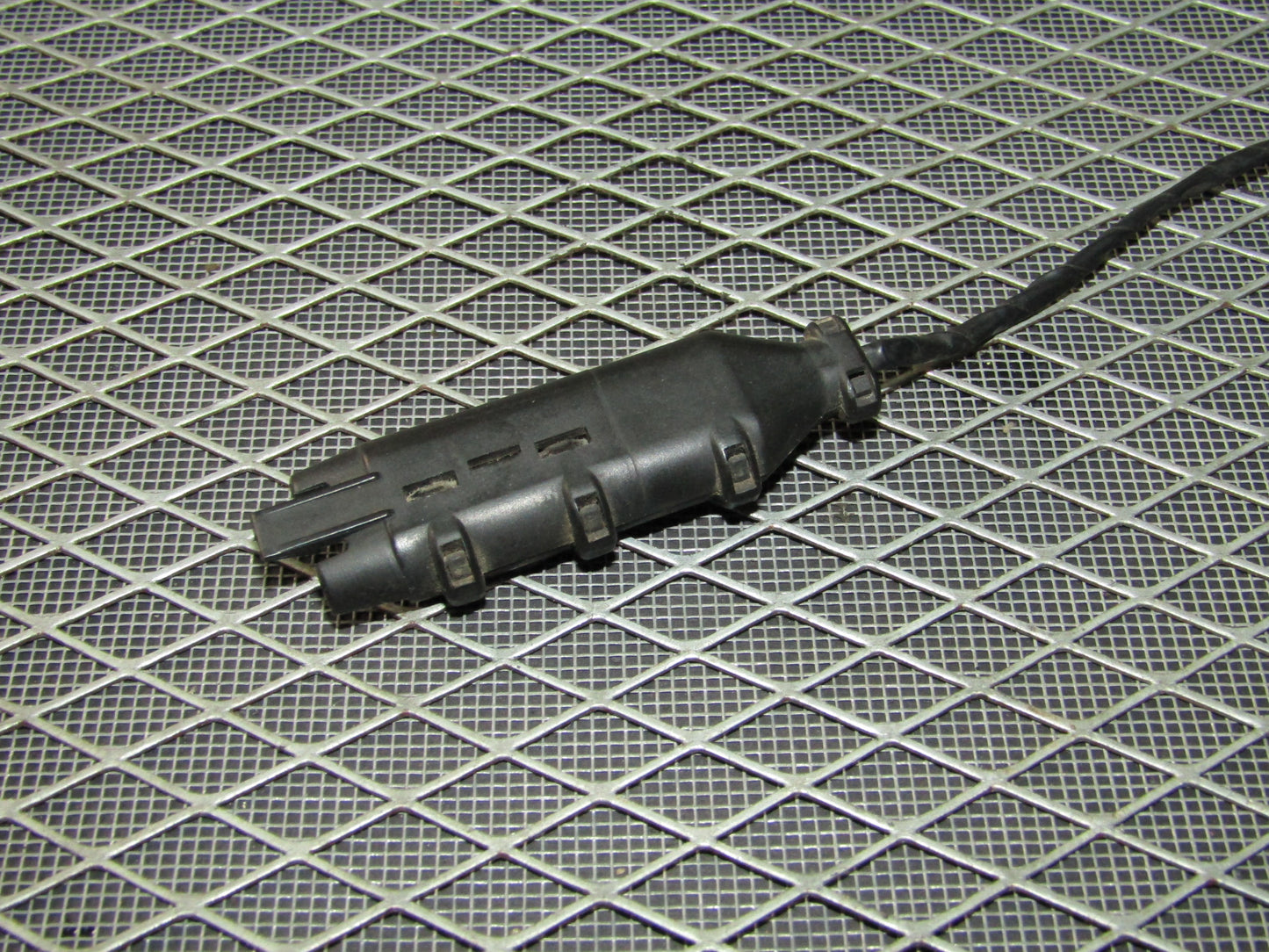 92 93 94 95 BMW 325 OEM Brake Master Cylinder Pigtail Harness