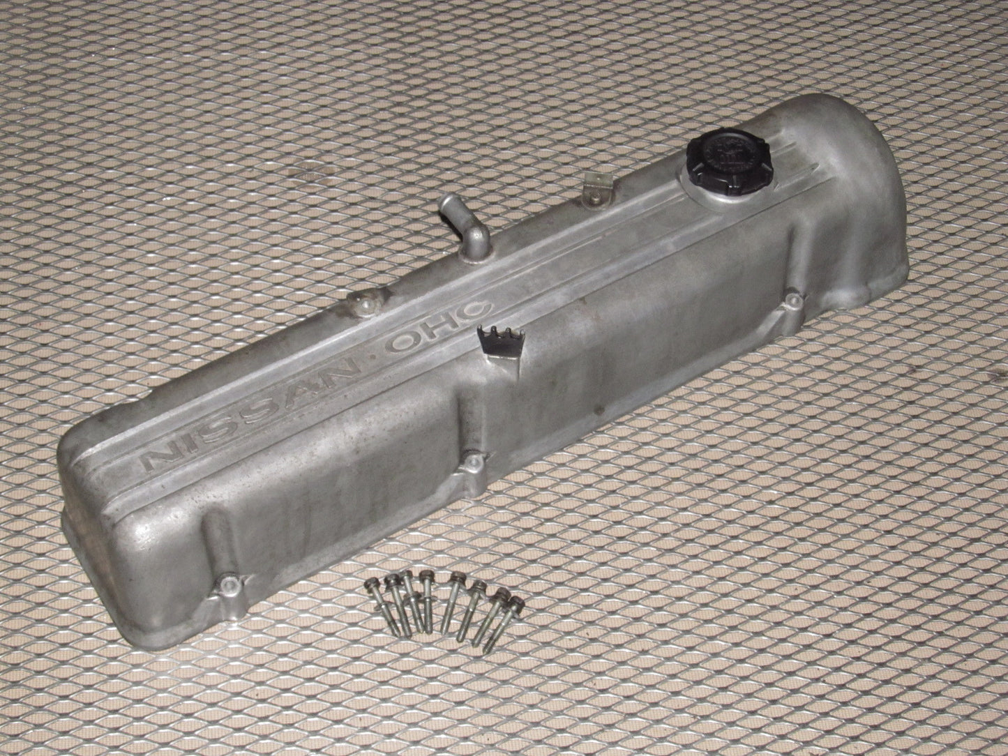 72 73 Datsun 240z OEM Engine Valve Cover