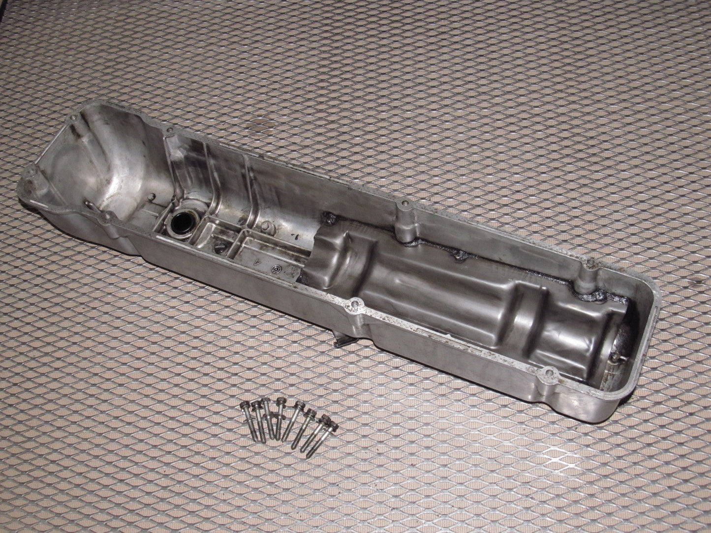 72 73 Datsun 240z OEM Engine Valve Cover