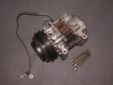 94 95 96 97 Mazda Miata OEM A/C Compressor & Clutch