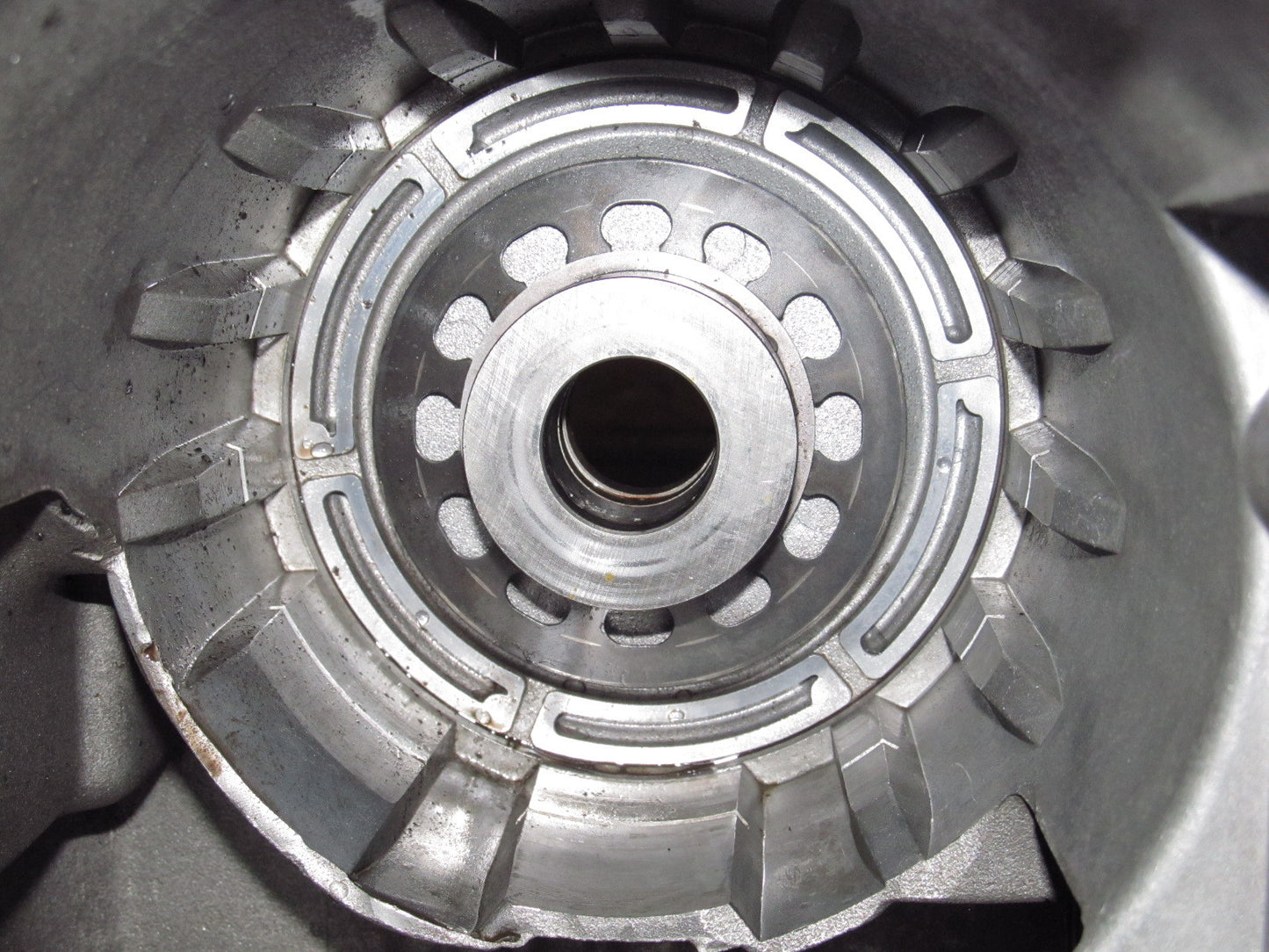 72 73 Datsun 240z OEM A/T Transmission Main Housing