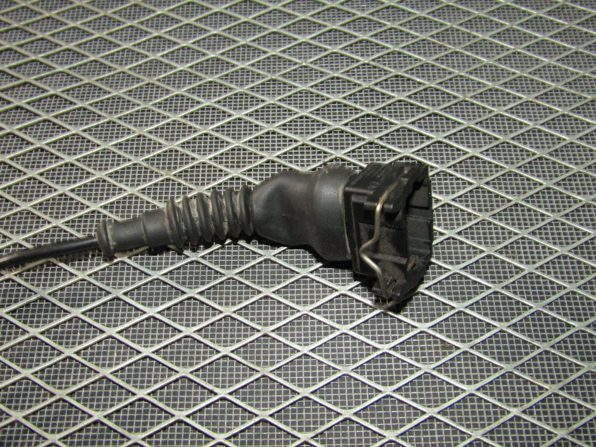 92 93 94 95 BMW 325 OEM Engine Crankshaft Crank Position Sensor Pigtail Harness