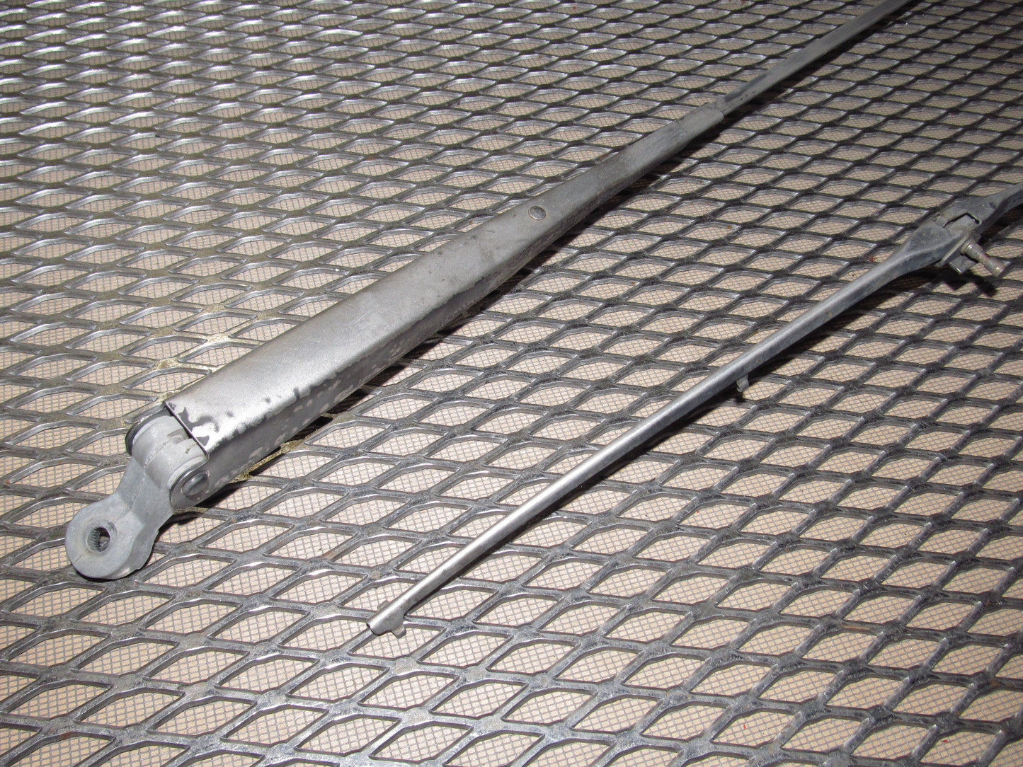 79 80 Datsun 280zx OEM Rear Wiper Arm