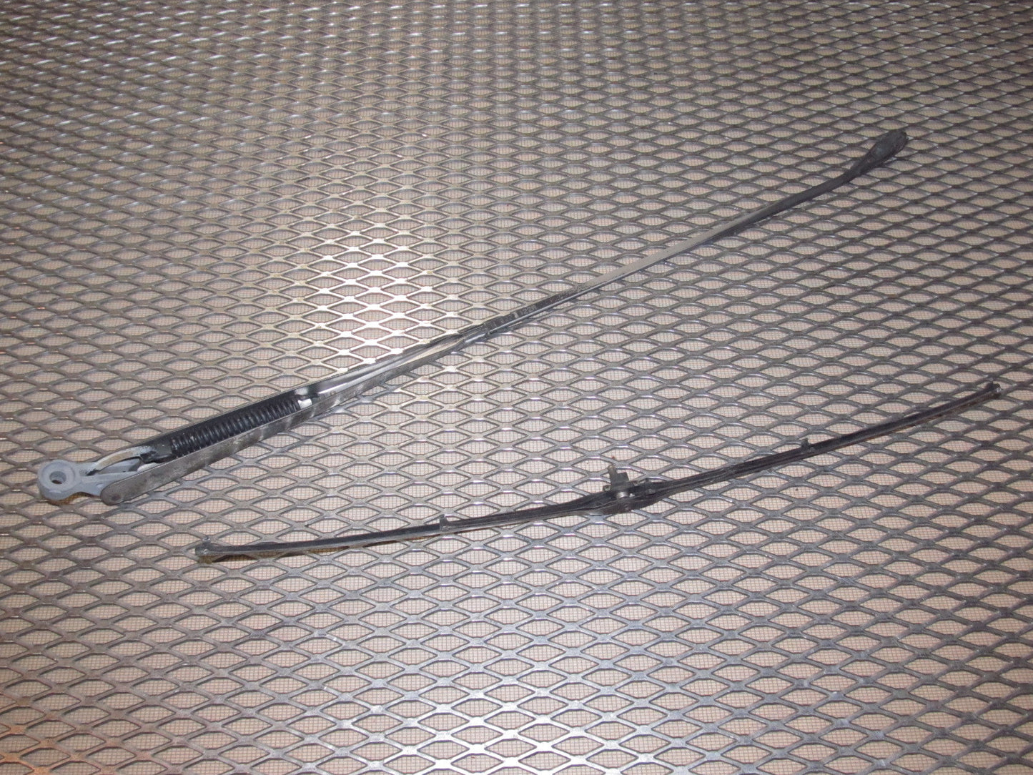 79 80 Datsun 280zx OEM Rear Wiper Arm