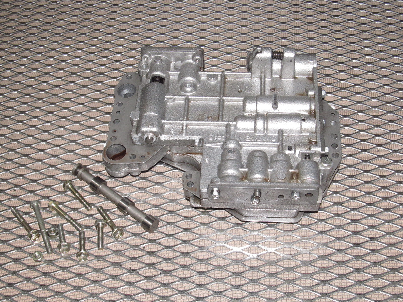 72 73 Datsun 240z OEM A/T Transmission Valve Body