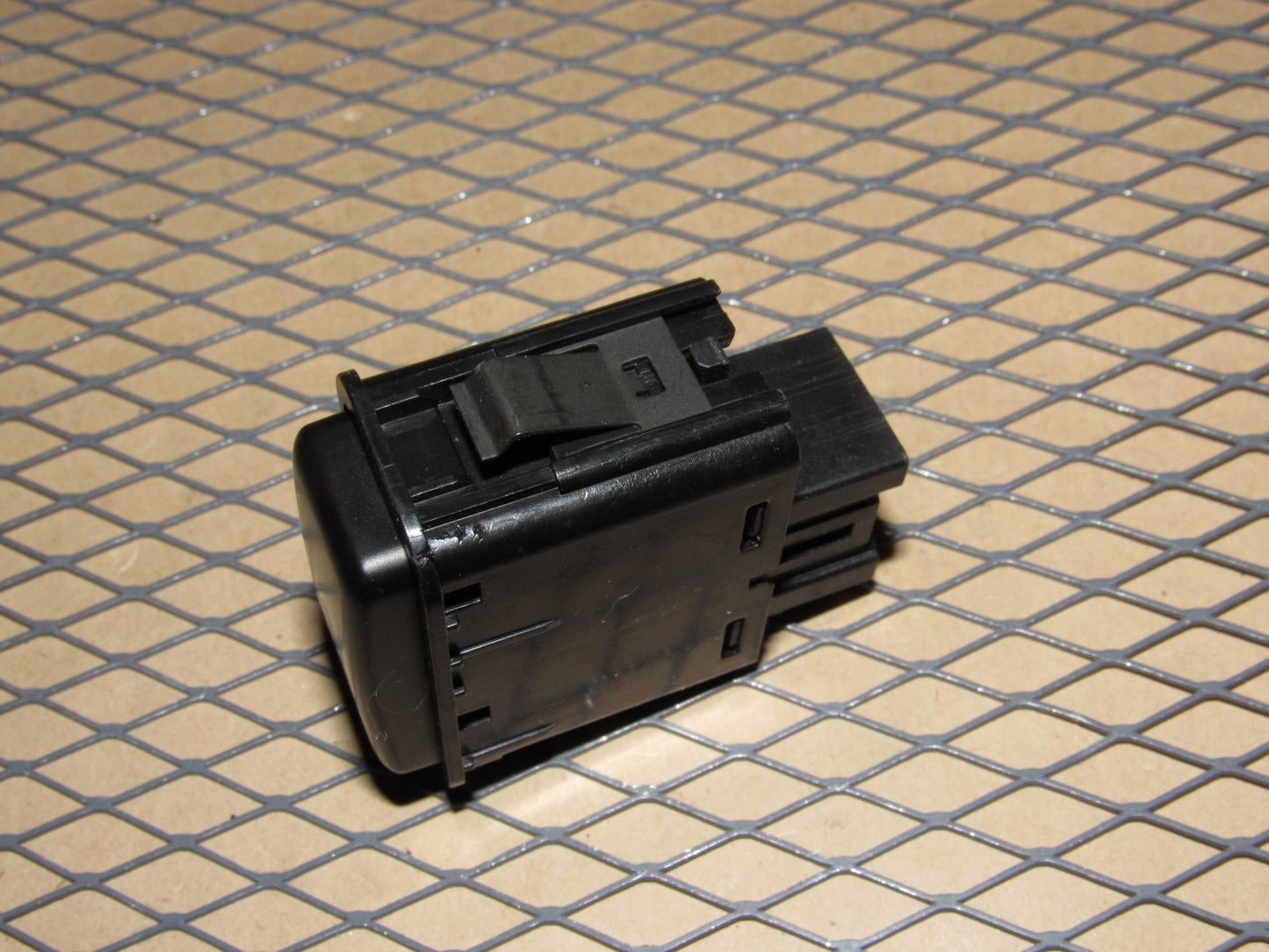 94 95 96 97 Honda Accord OEM Antenna Half Switch