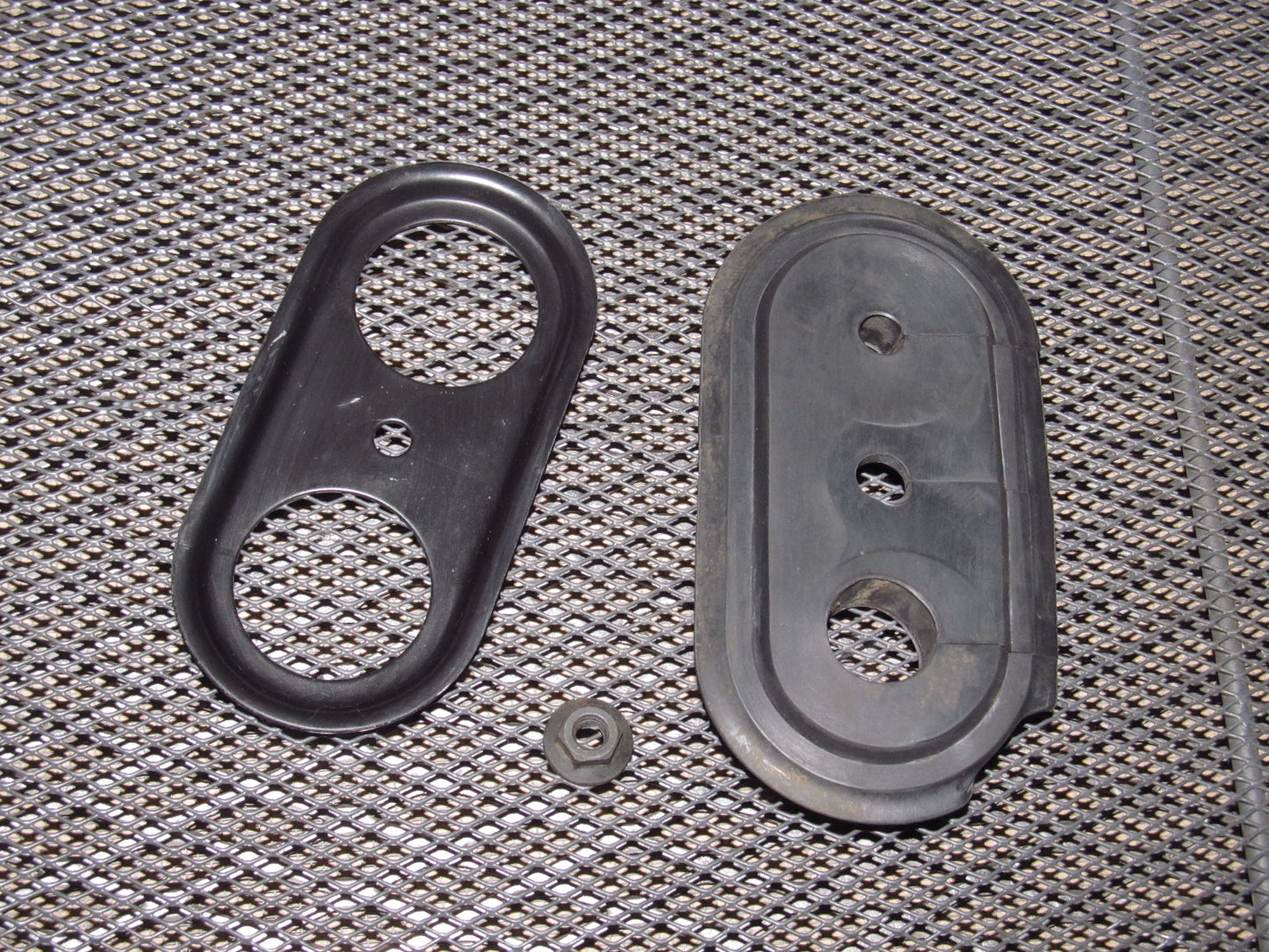 90-96 Nissan 300zx OEM A/C Evaporator Core Firewall Grommet
