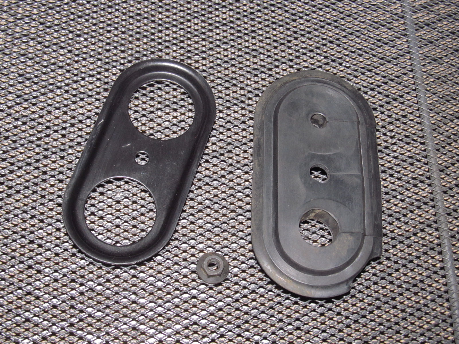 90-96 Nissan 300zx OEM A/C Evaporator Core Firewall Grommet