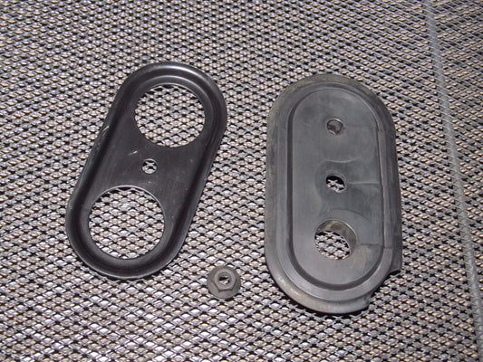 90-96 Nissan 300zx OEM A/C Evaporator Core Firewall Grommet