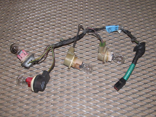 99 00 01 02 03 04 Ford Mustang OEM Tail Light Bulb Socket - Left