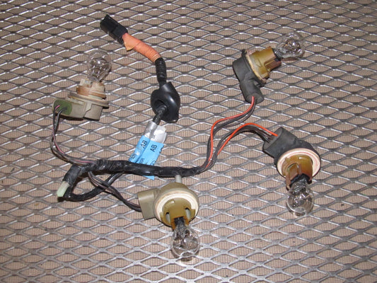 99 00 01 02 03 04 Ford Mustang OEM Tail Light Bulb Socket - Right