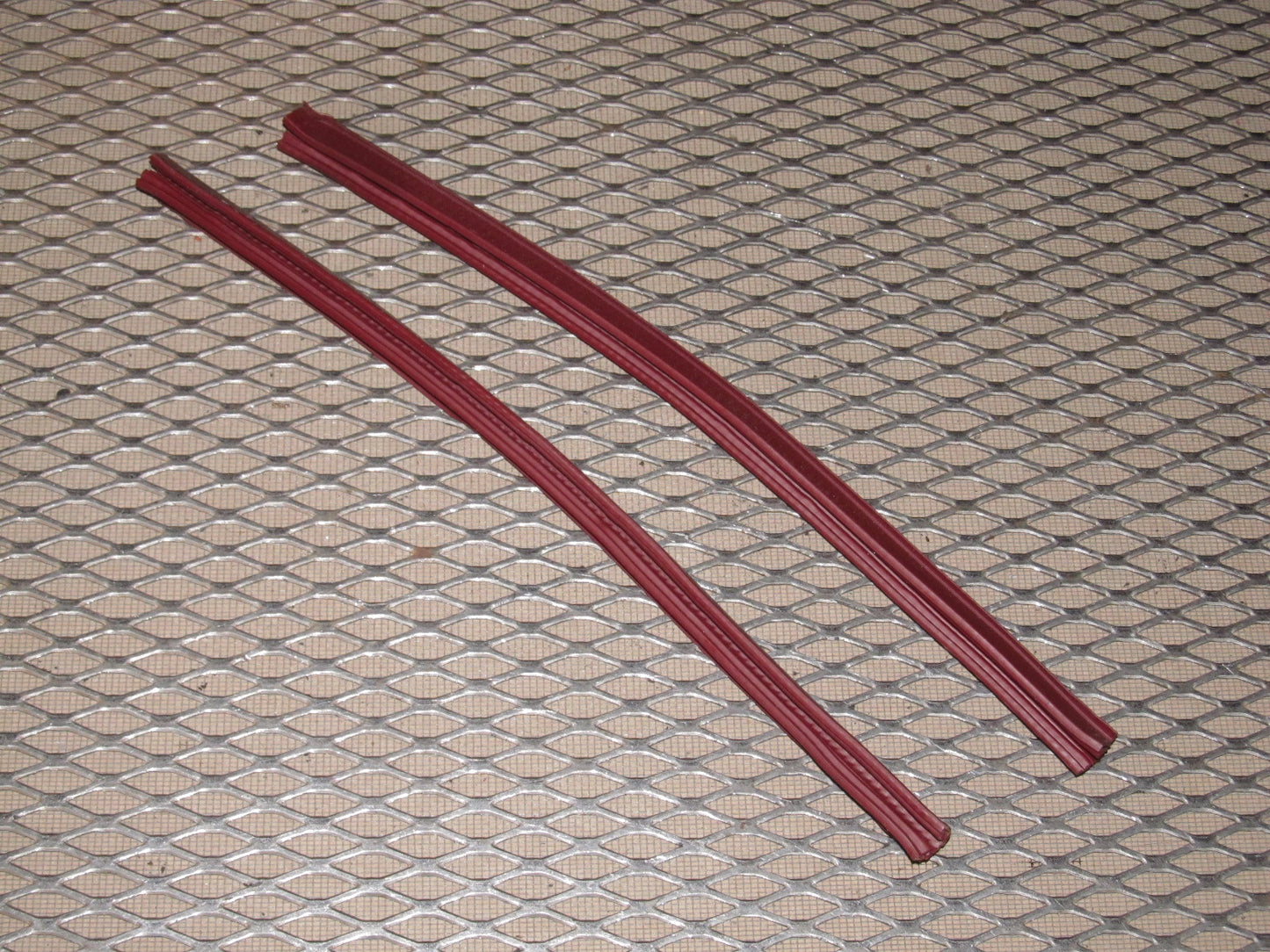 90-96 Nissan 300zx OEM Door Belt Line Rubber Moulding Stripping