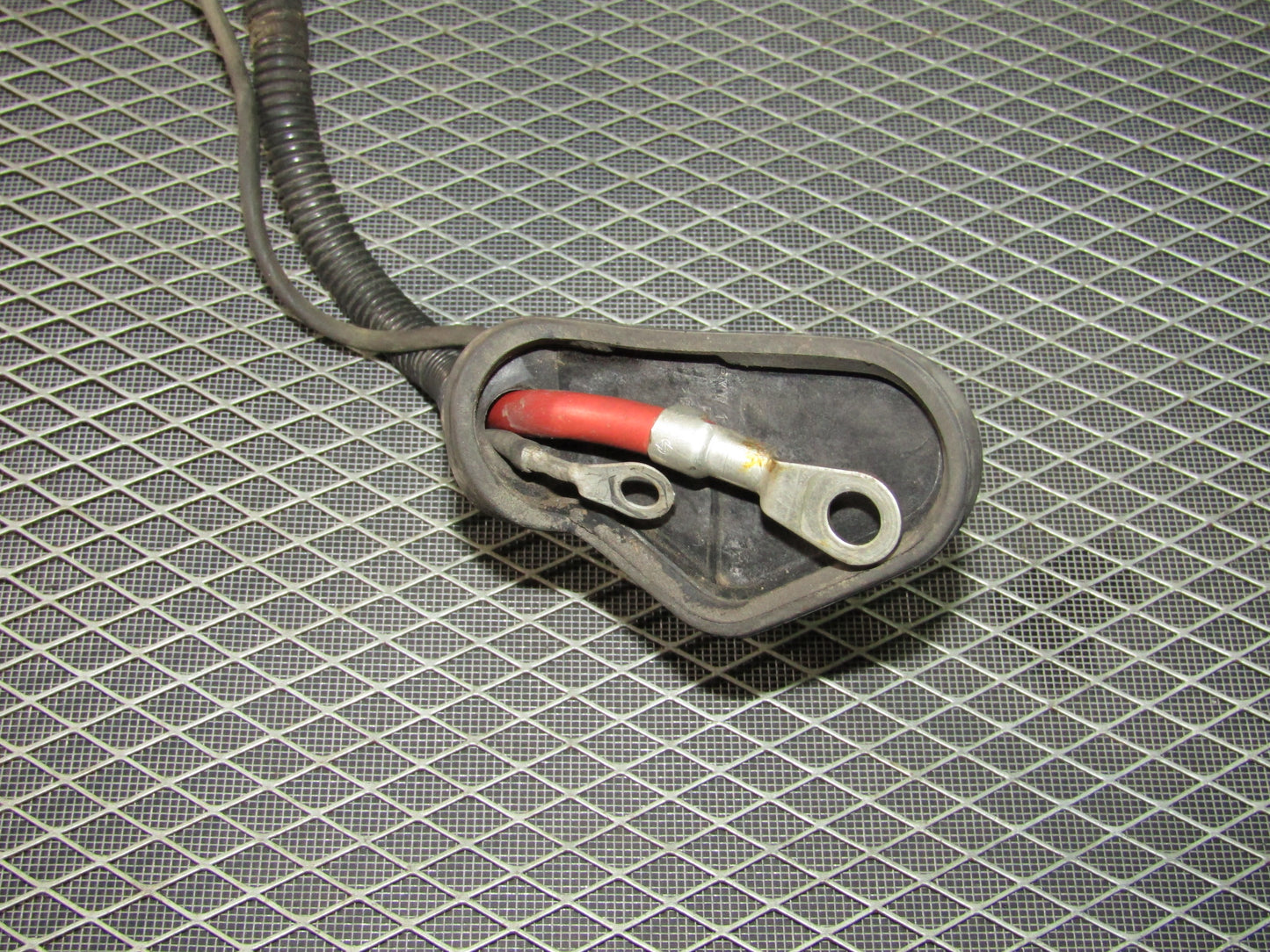 92 93 94 95 BMW 325 OEM Alternator Cable