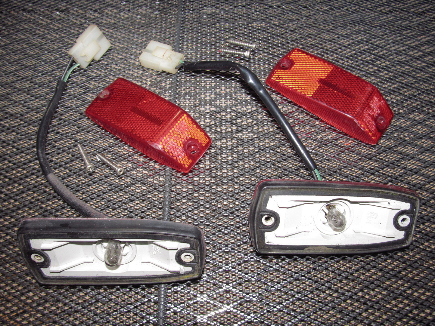 79 80 Datsun 280zx OEM Rear Side Marker