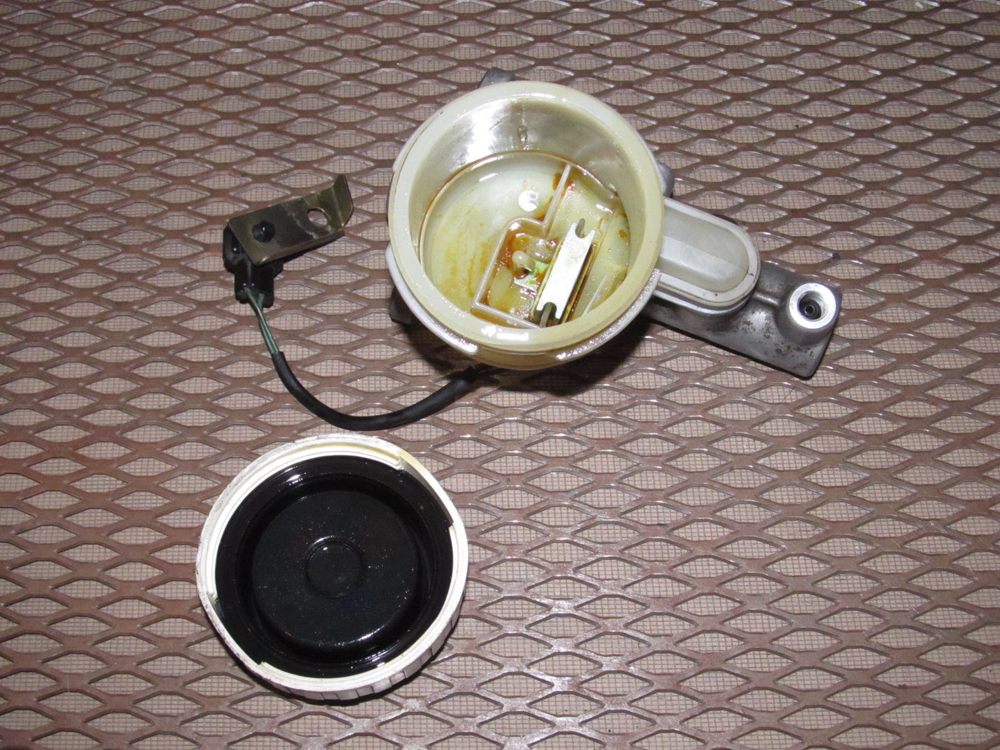 94 95 96 97 Mitsubishi 3000GT OEM Master Brake Cylinder