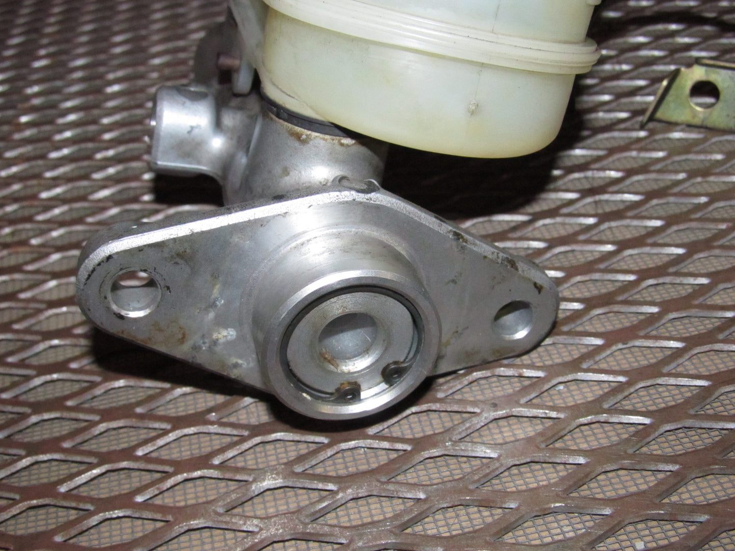 94 95 96 97 Mitsubishi 3000GT OEM Master Brake Cylinder
