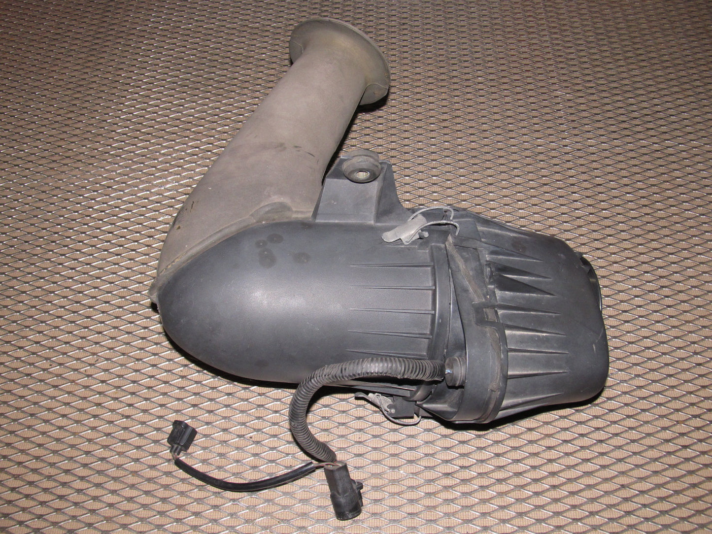 99-00 Ford Mustang 3.8L V6 OEM Intake Air Box & Air Flow Meter Mass Sensor