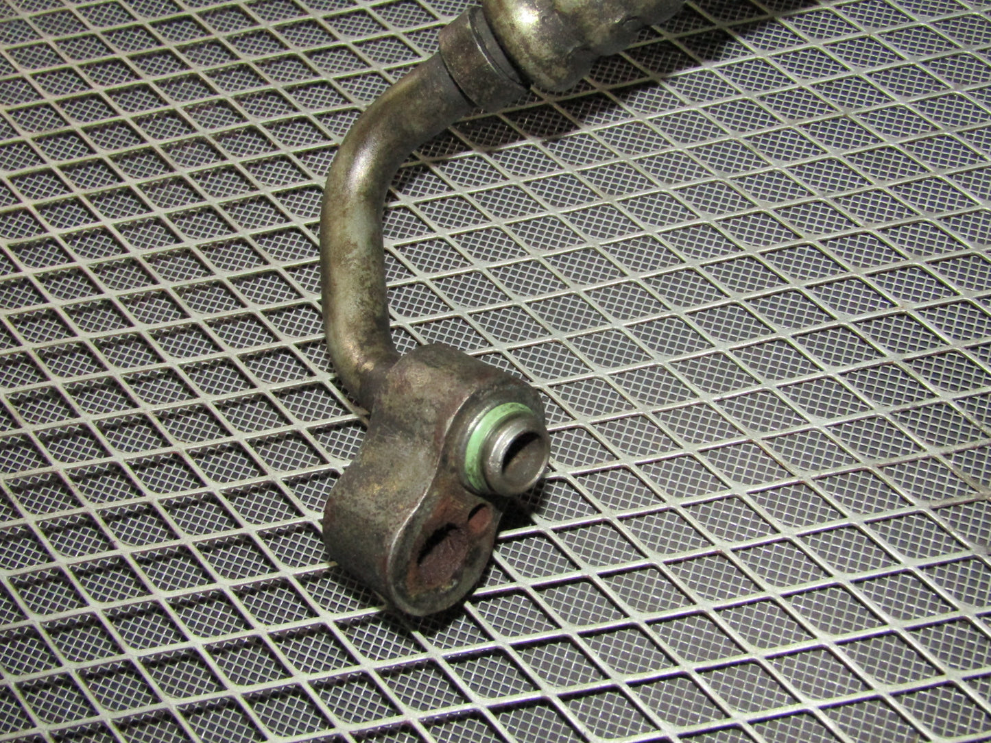 92 93 94 95 BMW 325 OEM A/C Fitting Hose