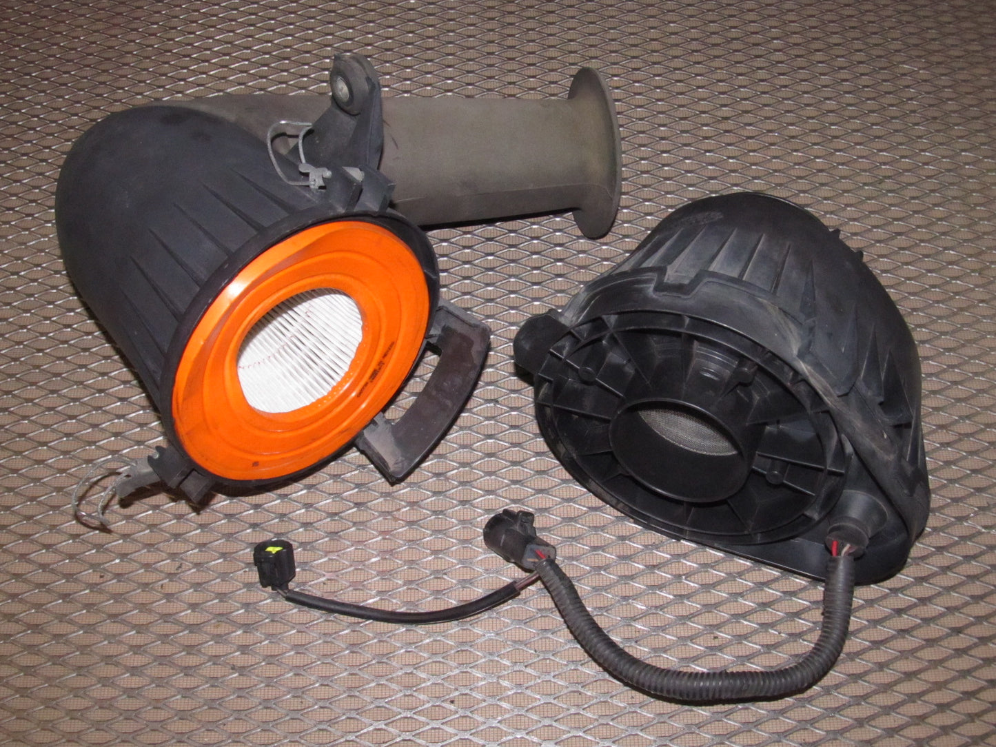 99-00 Ford Mustang 3.8L V6 OEM Intake Air Box & Air Flow Meter Mass Sensor