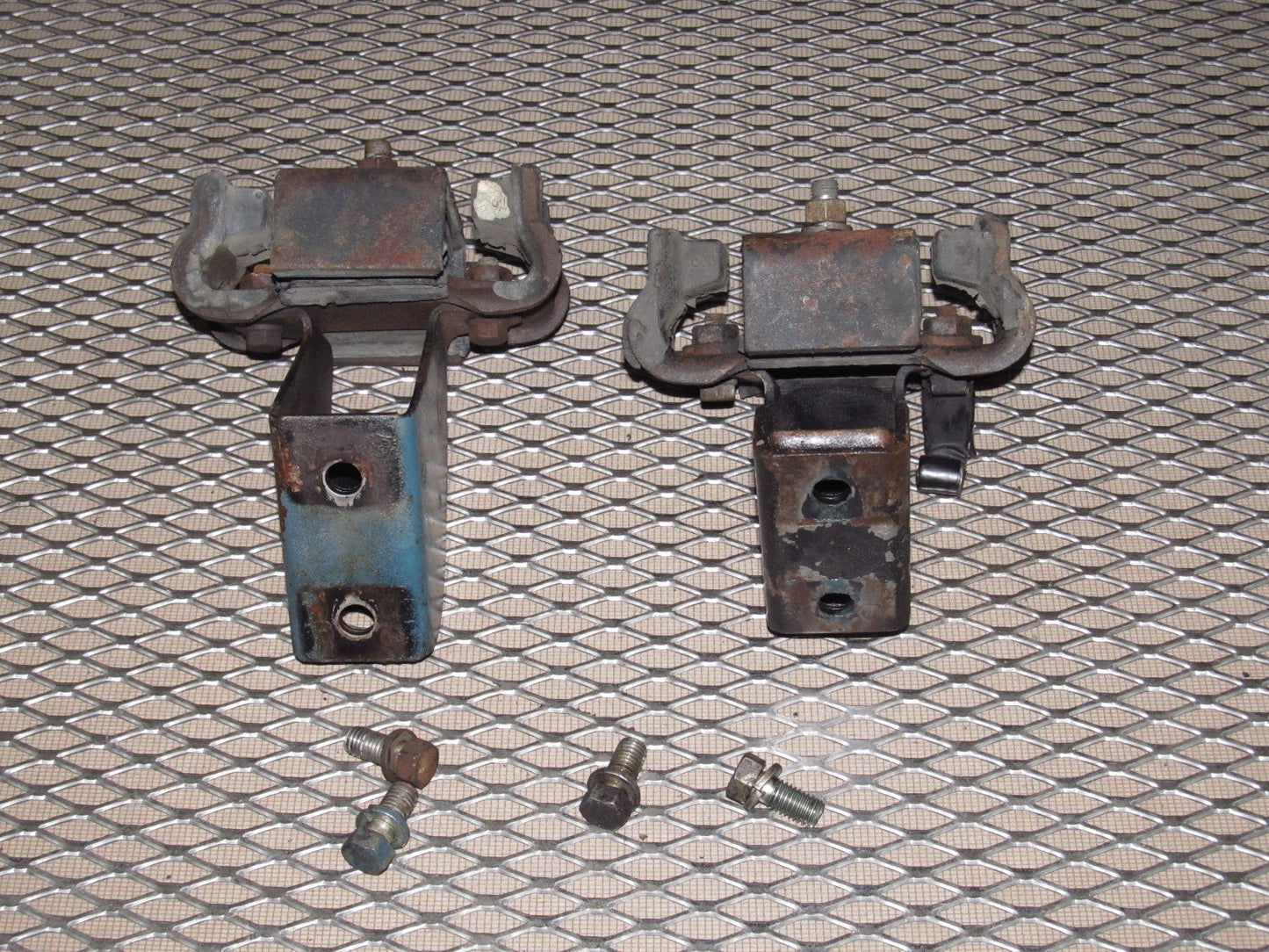 72 73 Datsun 240z OEM Engine Motor Mount & Bracket - Set