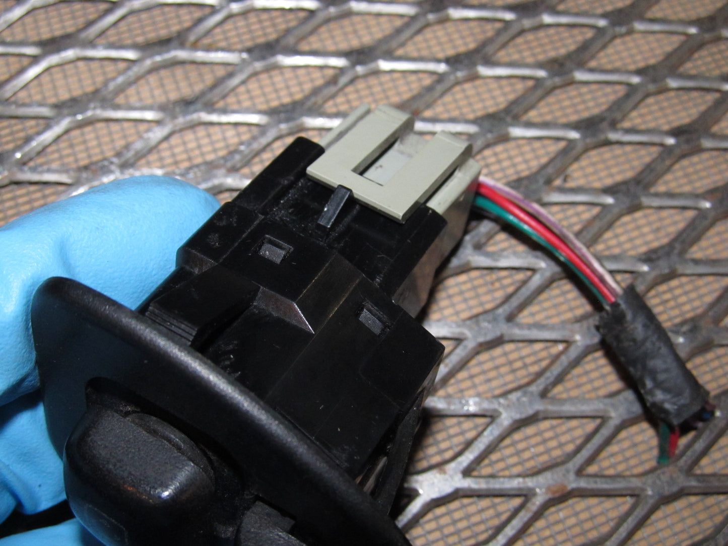 99-04 Ford Mustang OEM Front Power Mirror Switch Pigtail Harness