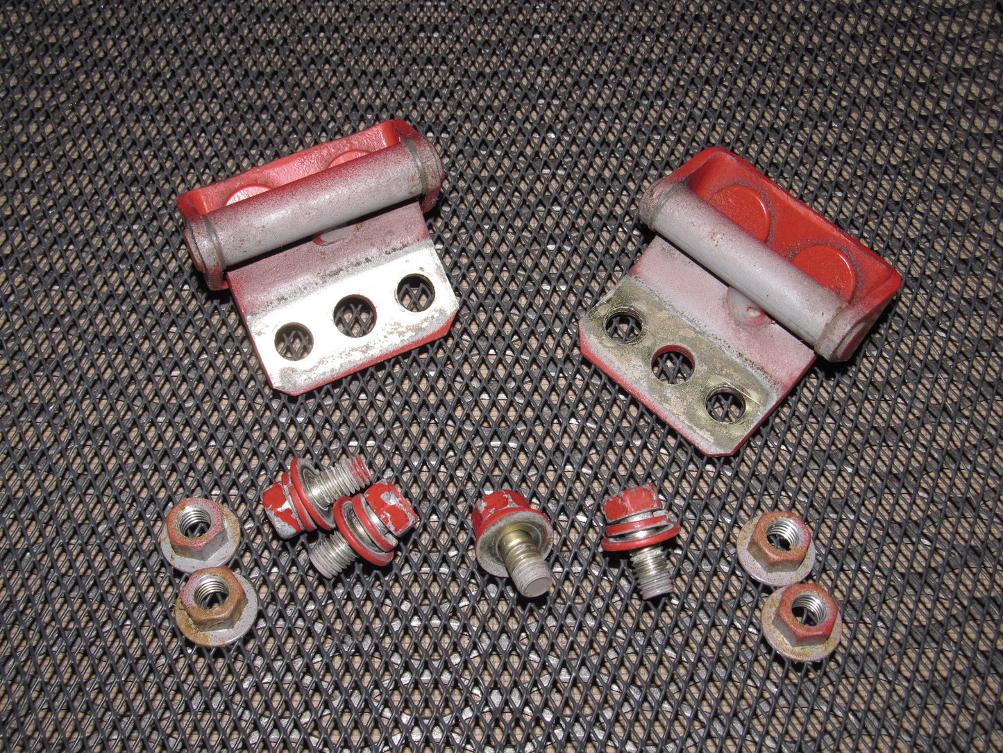 94 95 96 97 Mitsubishi 3000GT OEM Trunk Hatch Hinges