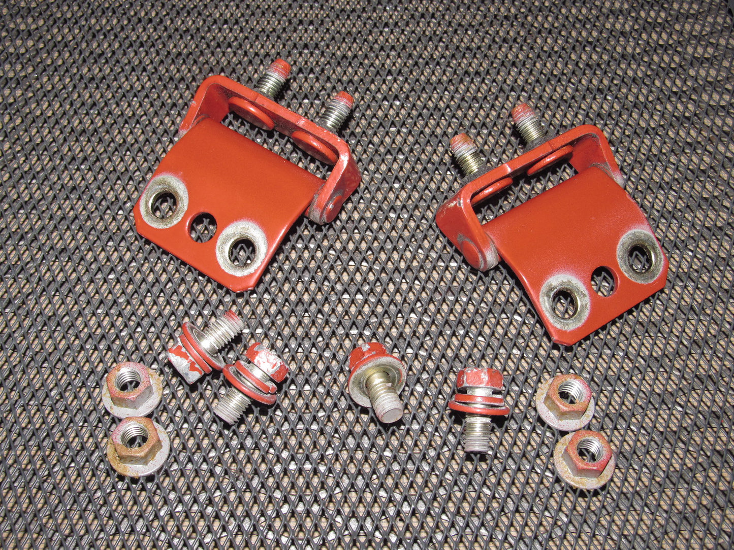 94 95 96 97 Mitsubishi 3000GT OEM Trunk Hatch Hinges