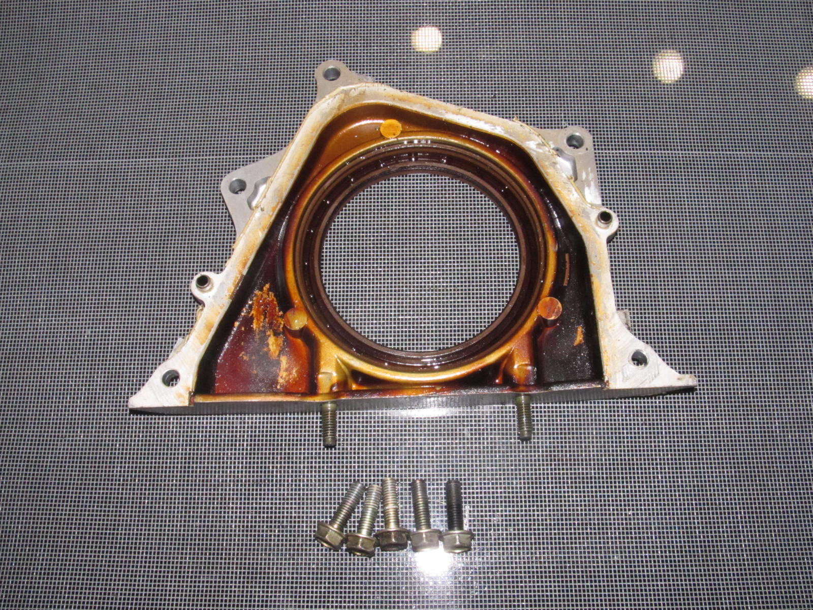 94 95 96 97 98 99 00 01 Acura Integra OEM Engine Rear Main Seal