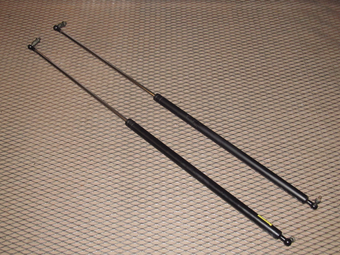 94 95 96 97 Mitsubishi 3000GT OEM Rear Hatch Trunk Shock