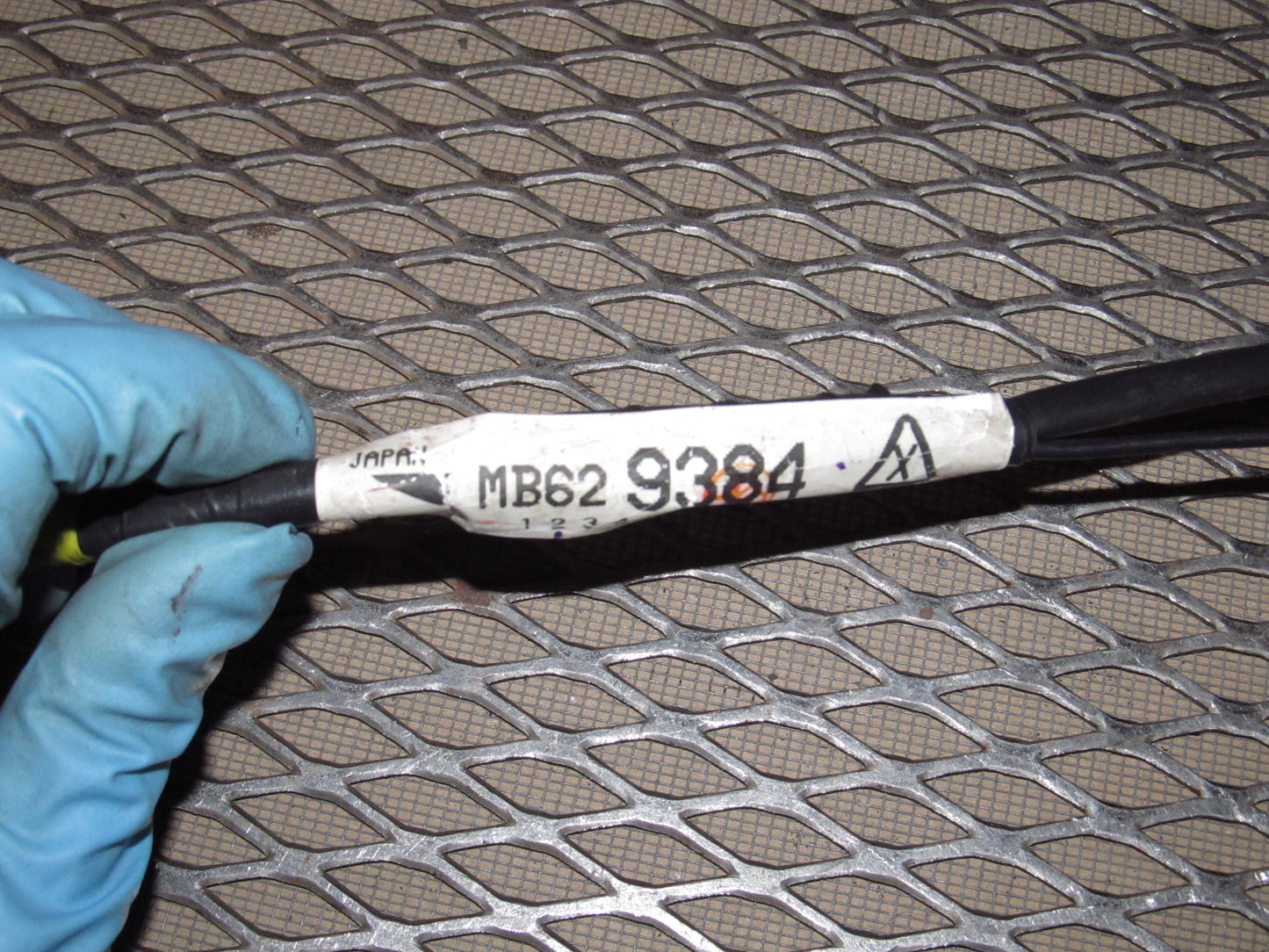 94 95 96 97 Mitsubishi 3000GT OEM Hatch Defroster Wiring Harness