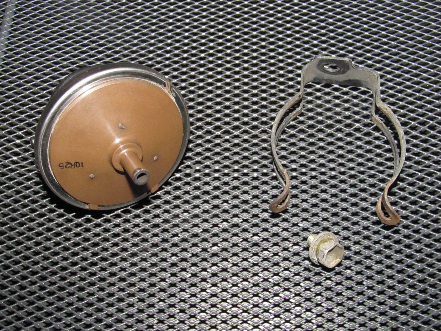 94 95 96 97 98 99 Toyota Celica 2.2L EGR Amplifier Valve 25870-74090