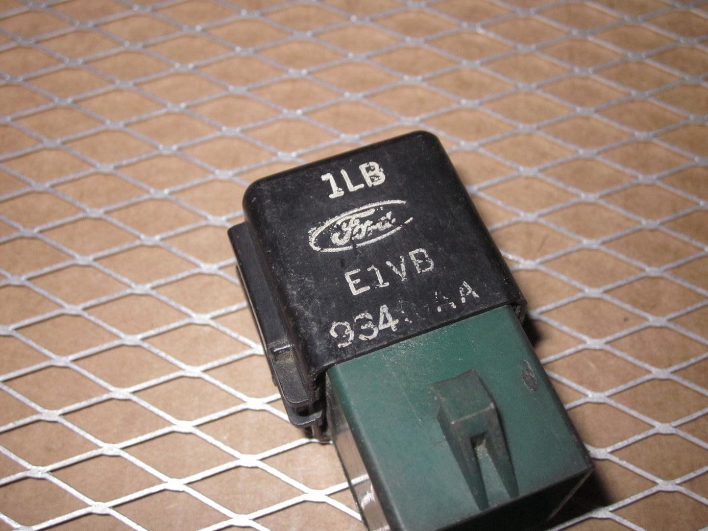 Ford Relay 1LB E1VB 9345 AA