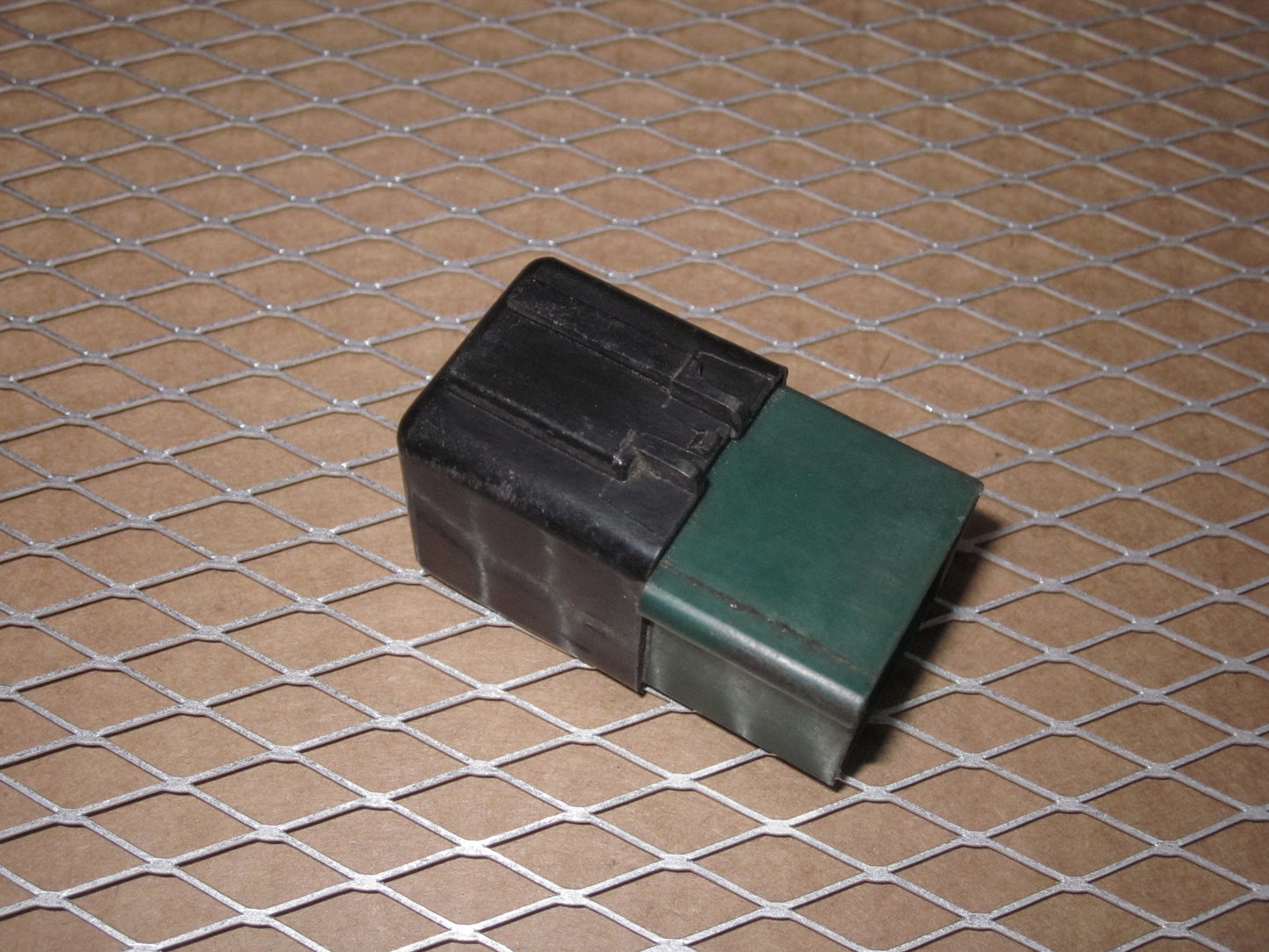 Ford Relay 1LB E1VB 9345 AA