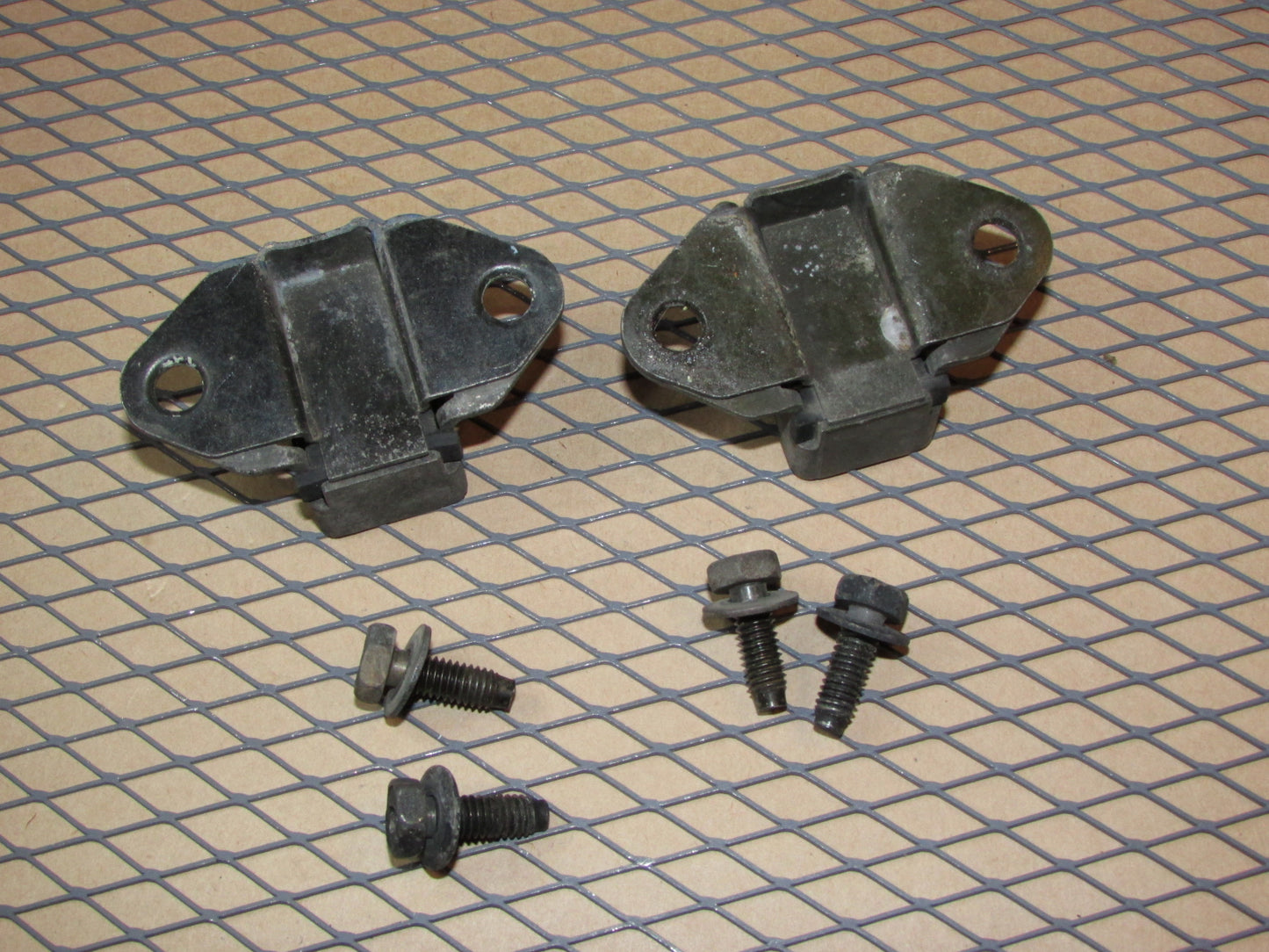 79 80 81 82 83 Datsun 280zx OEM Trunk Hatch Door Stopper