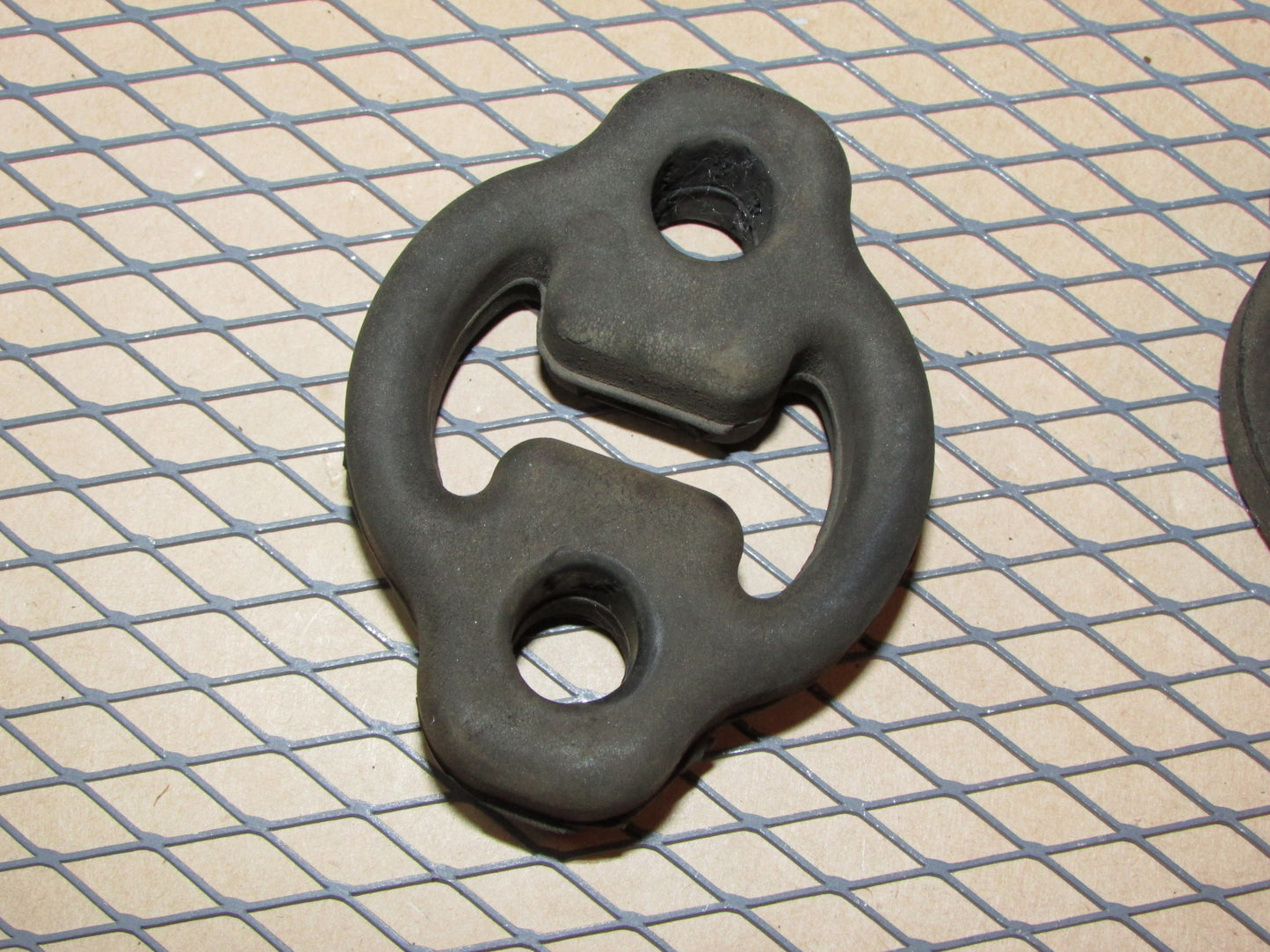 79 80 81 82 83 Datsun 280zx OEM Exhaust Muffler Rubber Hanger