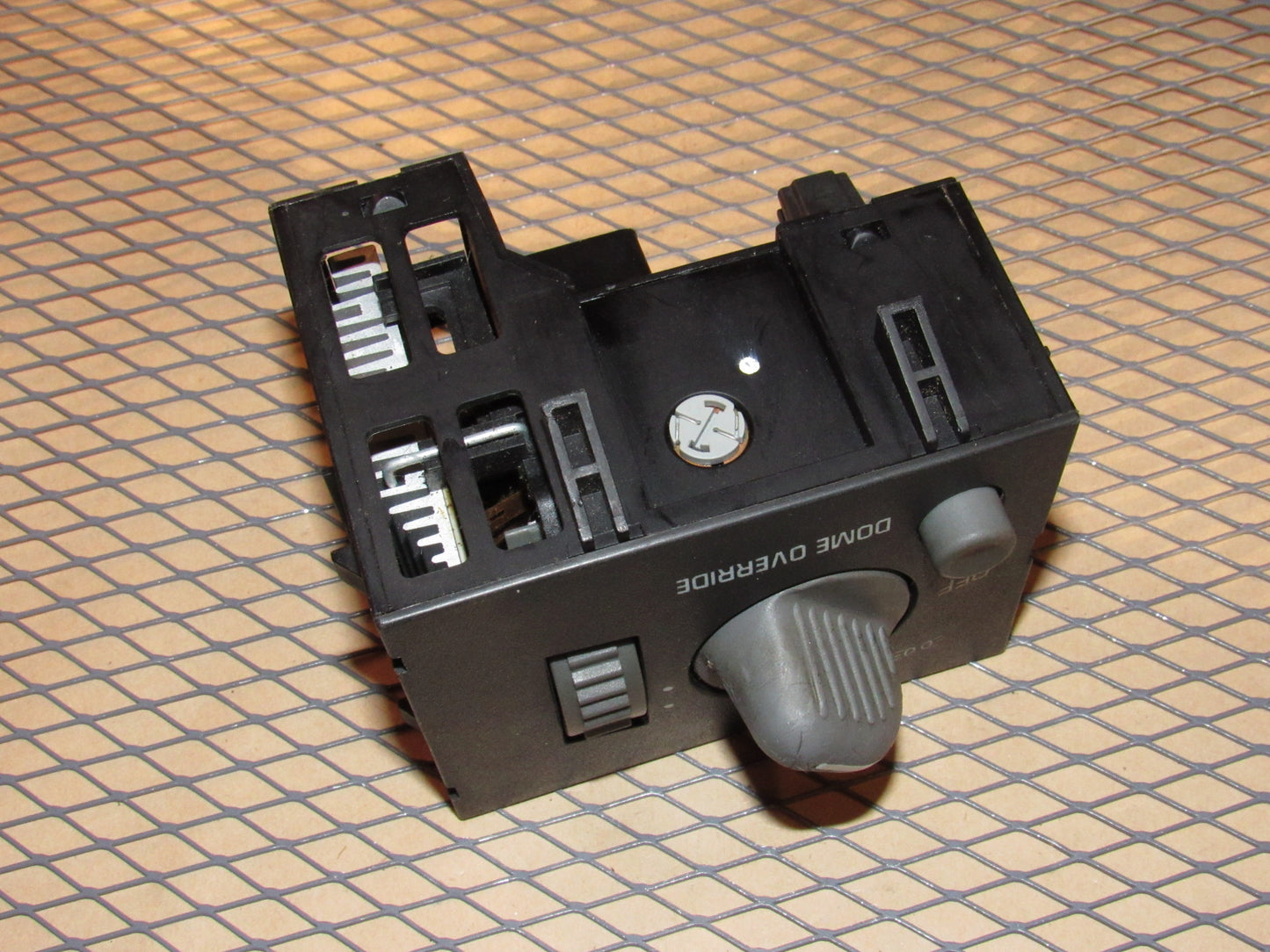 95 96 97 98 99 Chevrolet Suburban OEM Headlight & Dash Light illumination Dimmer Switch