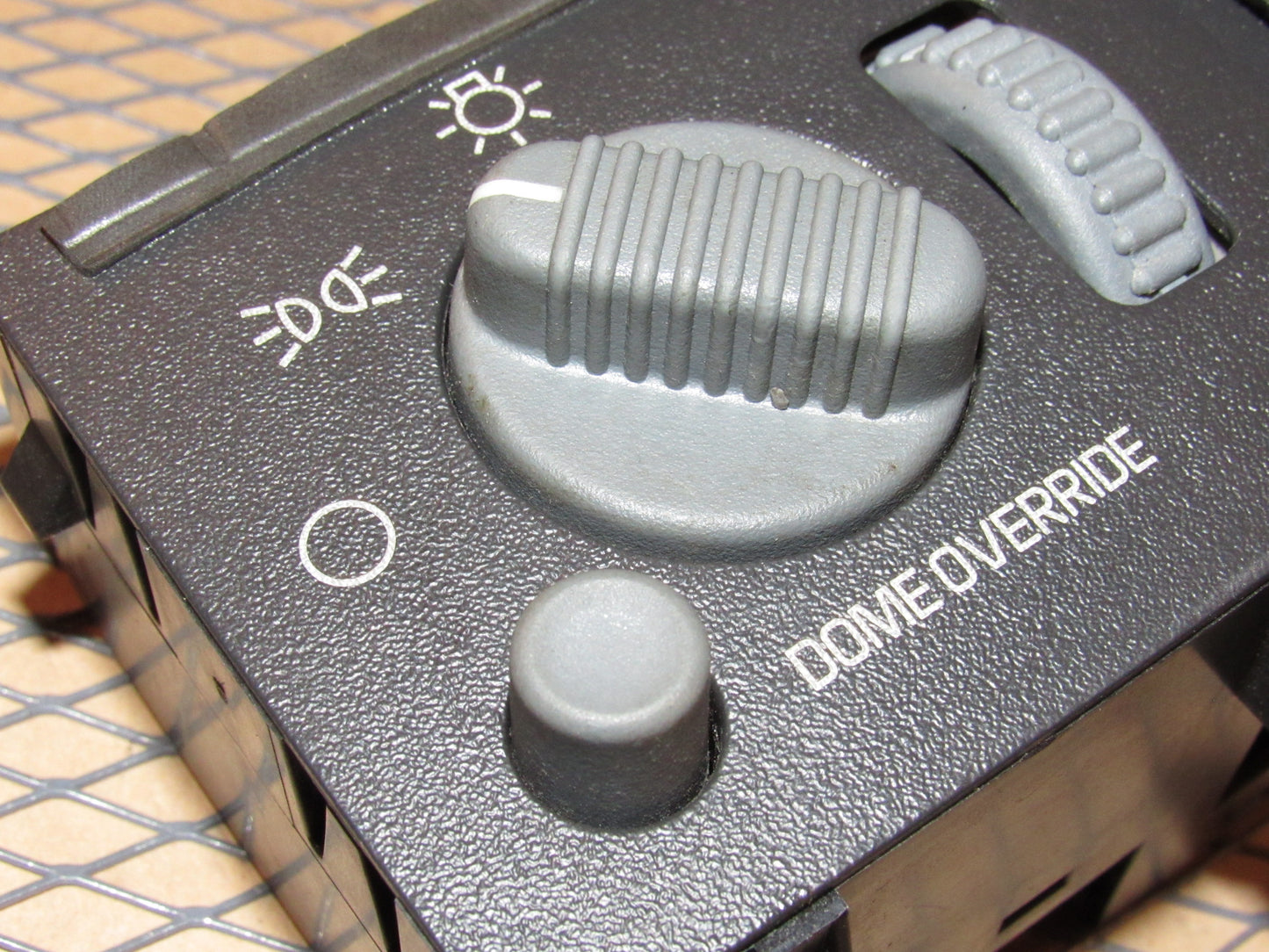 00 01 02 03 04 05 Chevrolet Astro OEM Headlight & Dash Light illumination Dimmer Switch