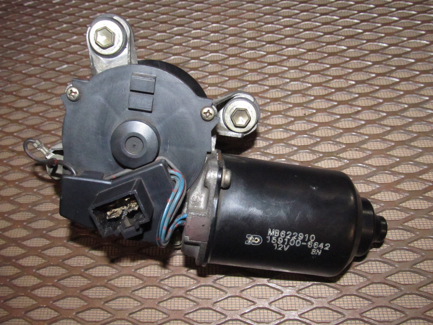 94 95 96 97 Mitsubishi 3000GT OEM Front Wiper Motor